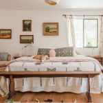 Eclectic Style Bedroom: Fusion of Styles for Unique Comfort