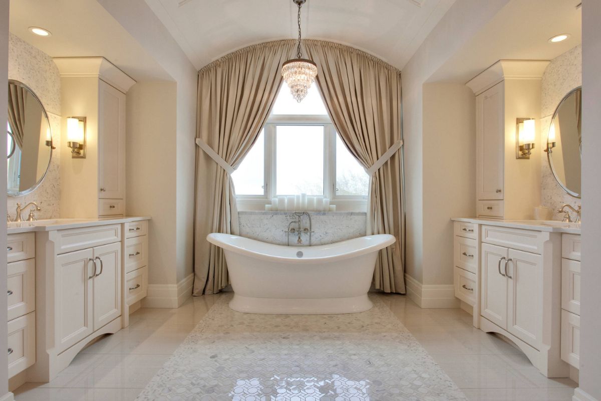 Read more about the article French Country Style Bathroom: Vintage Luxury with Country Chic