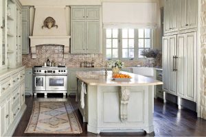 Read more about the article French Country Style Kitchen: Charming Kitchens with Rustic Flair