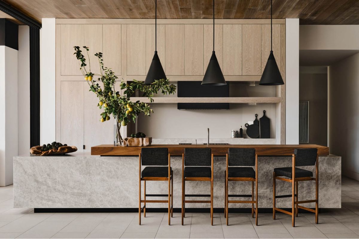 You are currently viewing Japandi Style Kitchen: Streamlined Elegance and Natural Tones