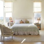 Shabby Chic Style Bedroom: Vintage Romance and Delicate Beauty